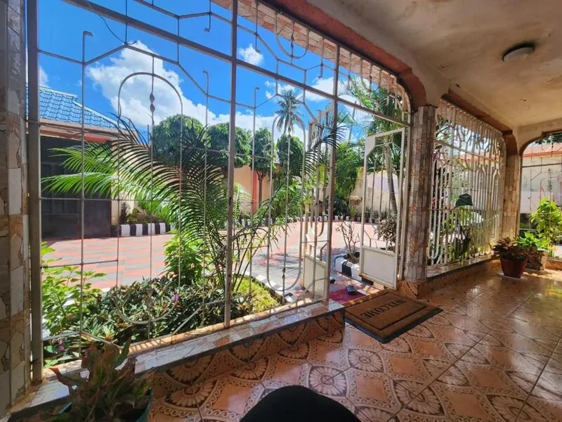 G & S Executive Lodge